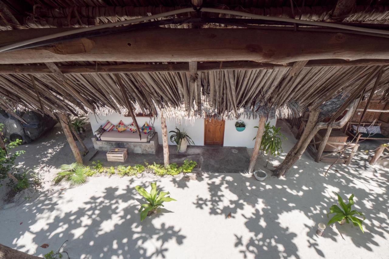 Bahari Beach Bungalows Jambiani  Exteriör bild