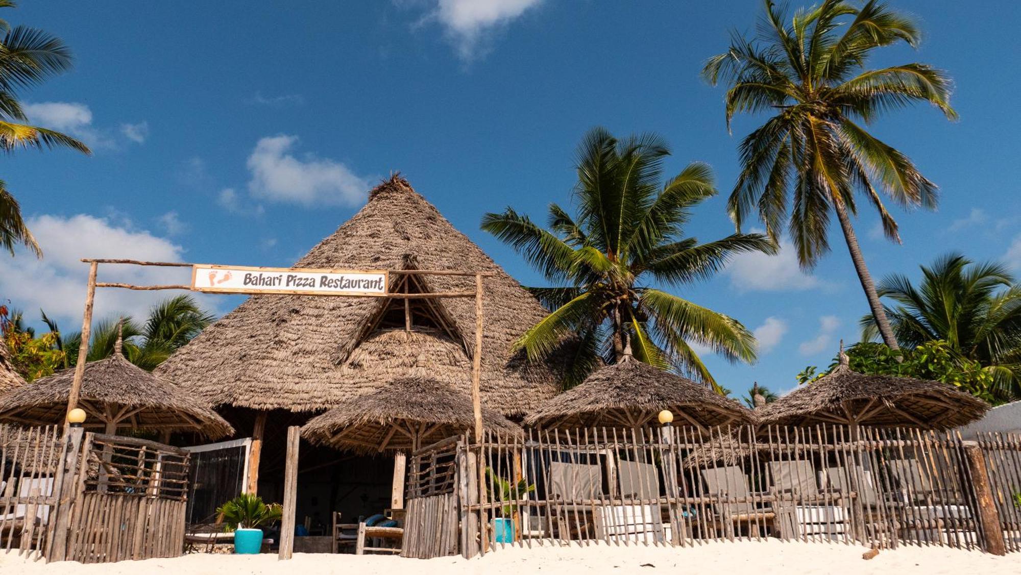 Bahari Beach Bungalows Jambiani  Exteriör bild