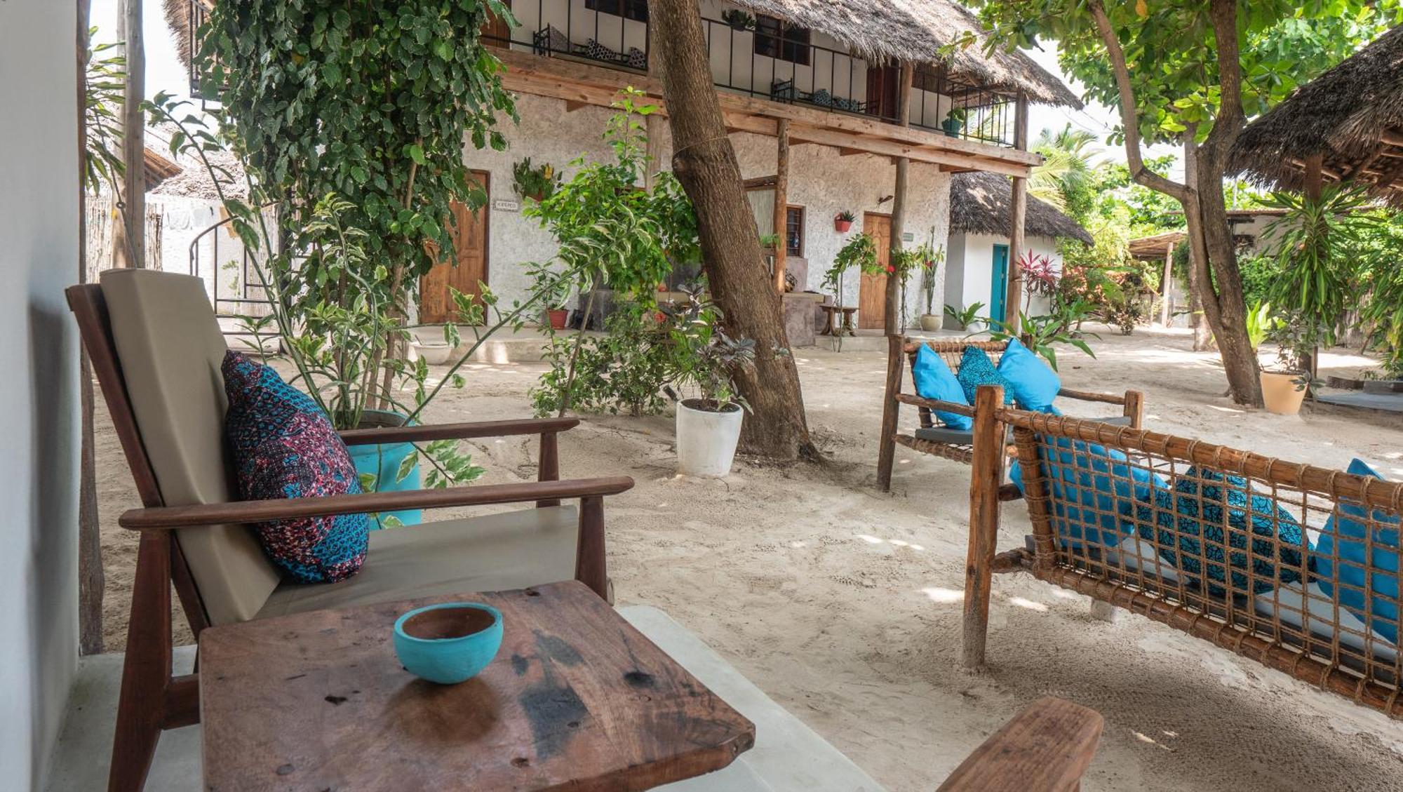 Bahari Beach Bungalows Jambiani  Exteriör bild